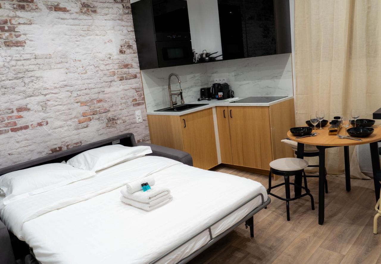 Rent A Room - Cosy 1Bdr Paris Bagian luar foto